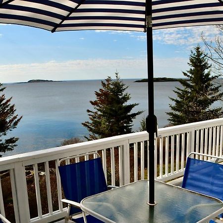 Betty'S Place - Cozy Ocean Front Getaway With Views Of Casco Bay Villa Harpswell Екстериор снимка