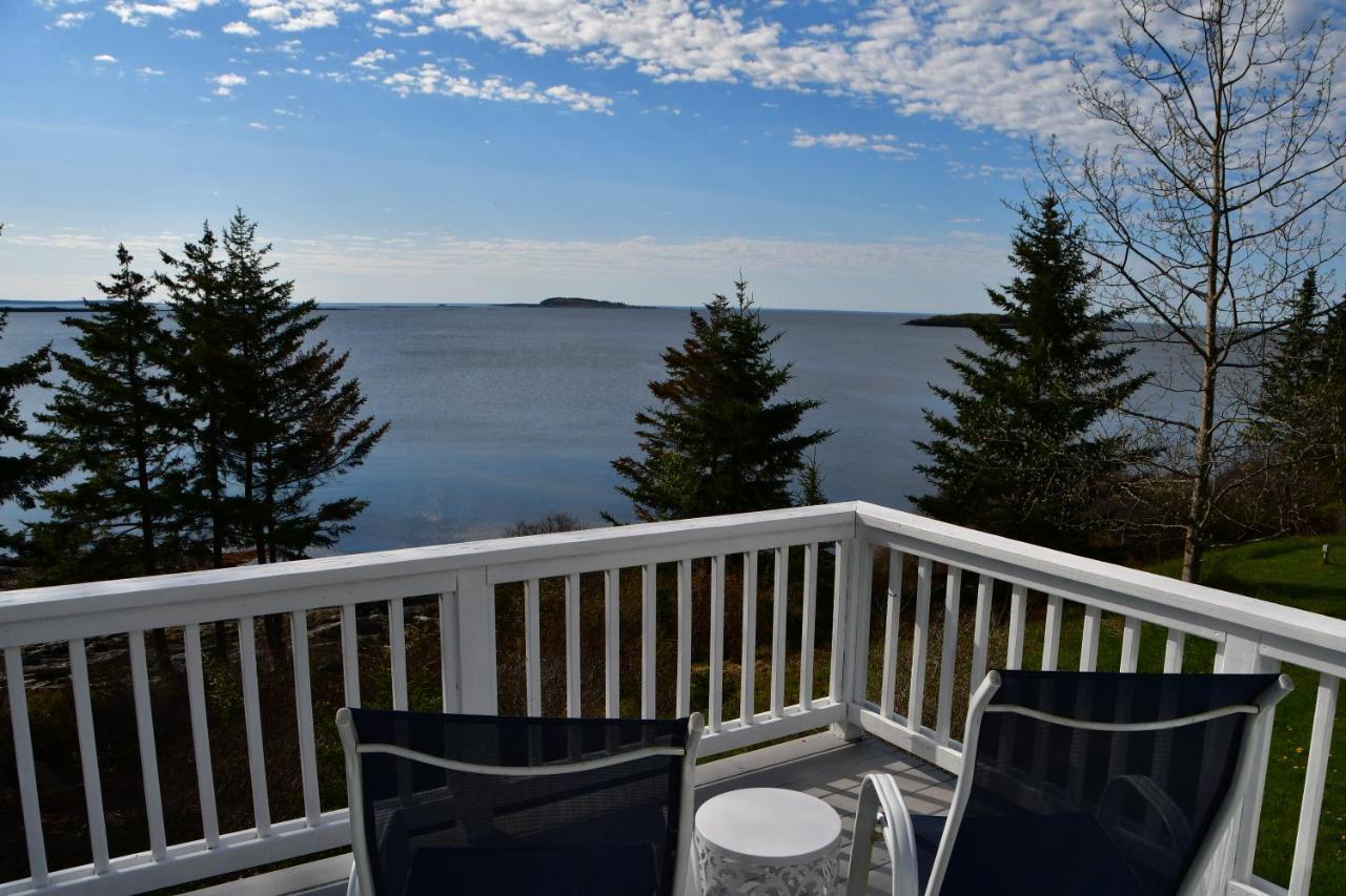 Betty'S Place - Cozy Ocean Front Getaway With Views Of Casco Bay Villa Harpswell Екстериор снимка